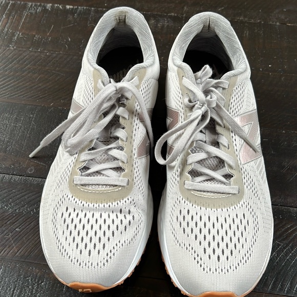 New Balance Shoes - New Balance-woman’s walking shoe